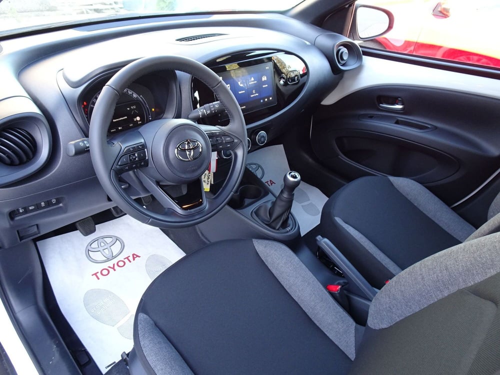Toyota Aygo X nuova a Treviso (8)