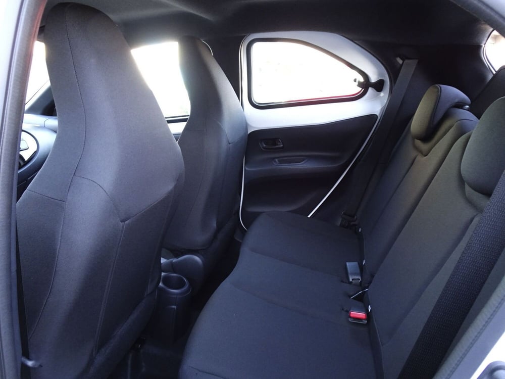 Toyota Aygo X nuova a Treviso (10)
