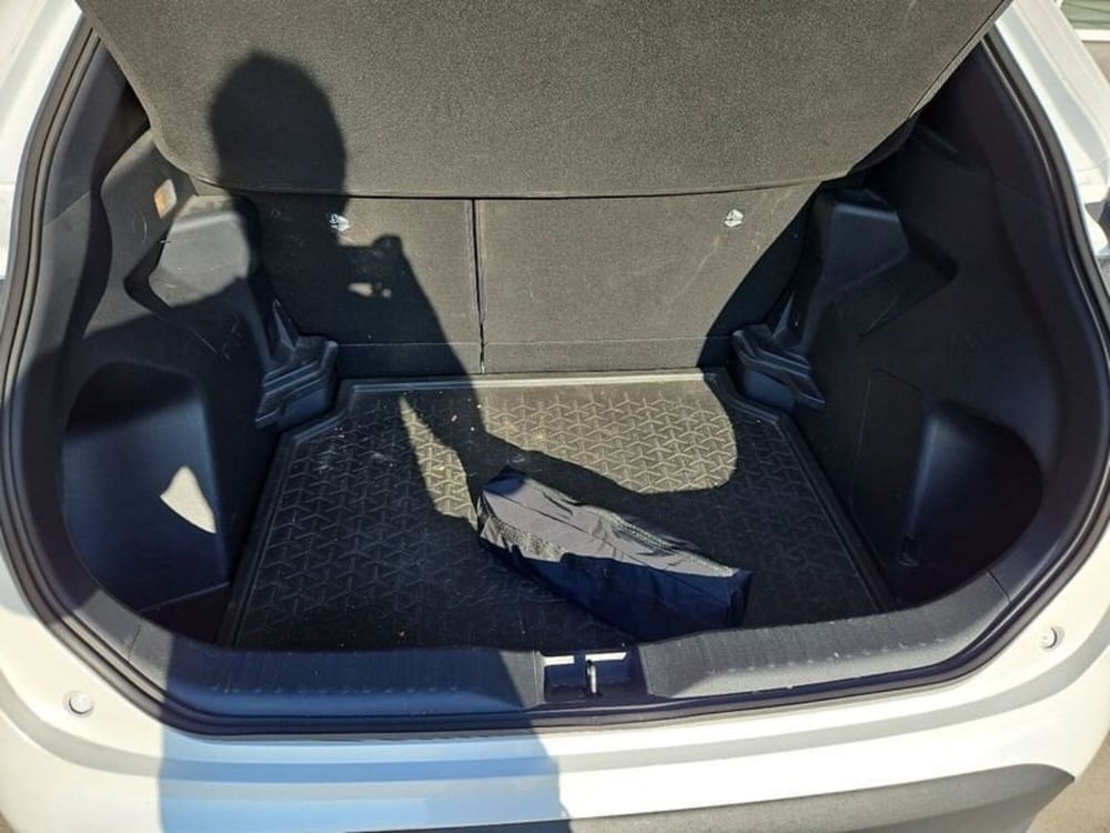 Toyota Yaris Cross usata a Vicenza (9)