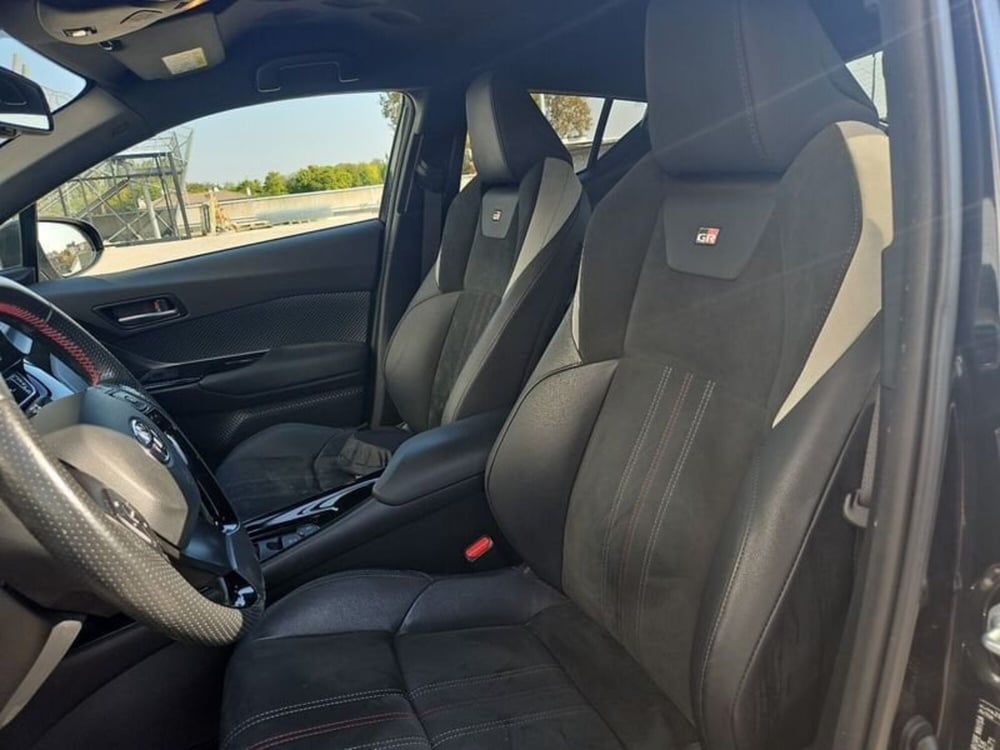 Toyota Toyota C-HR usata a Vicenza (14)