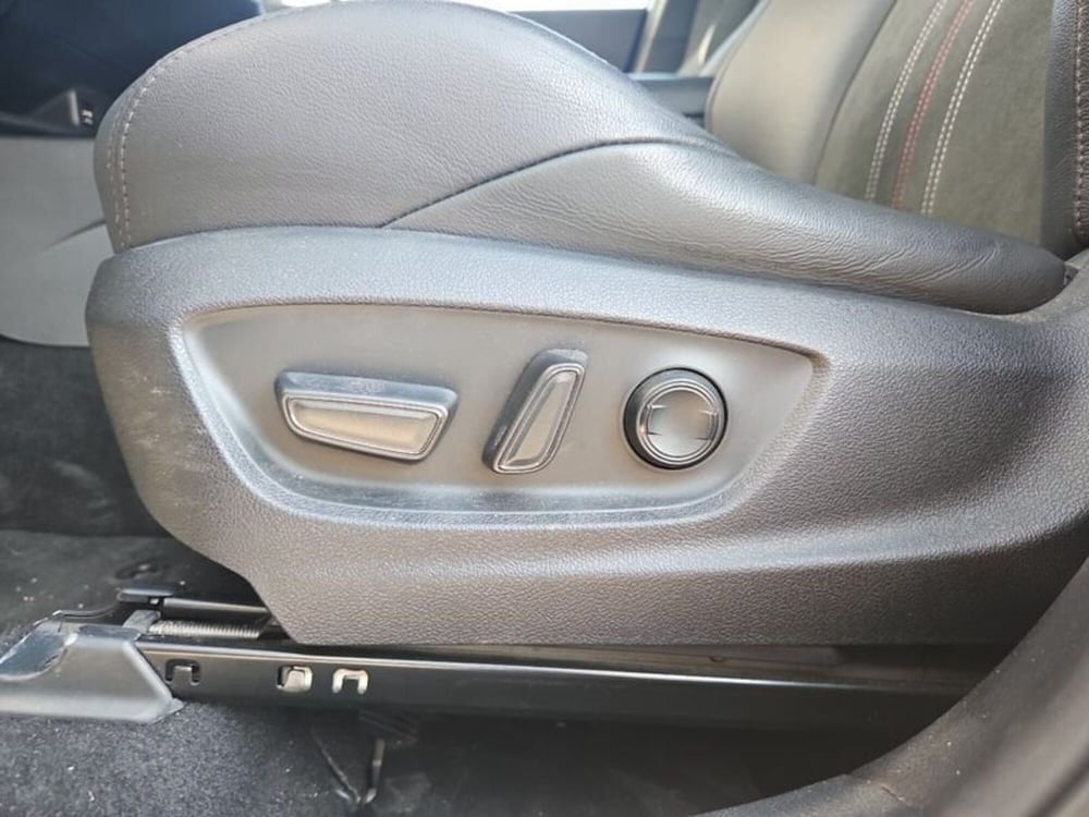 Toyota Toyota C-HR usata a Vicenza (15)