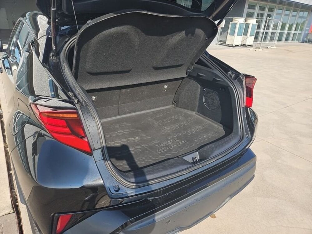 Toyota Toyota C-HR usata a Vicenza (8)