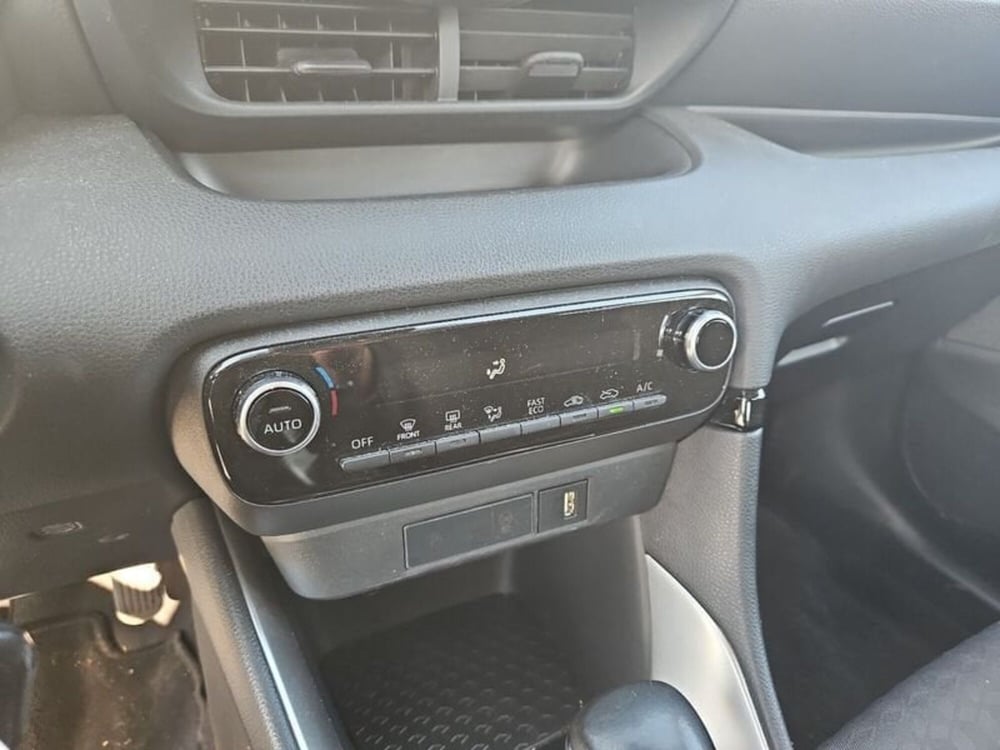 Toyota Yaris usata a Vicenza (13)