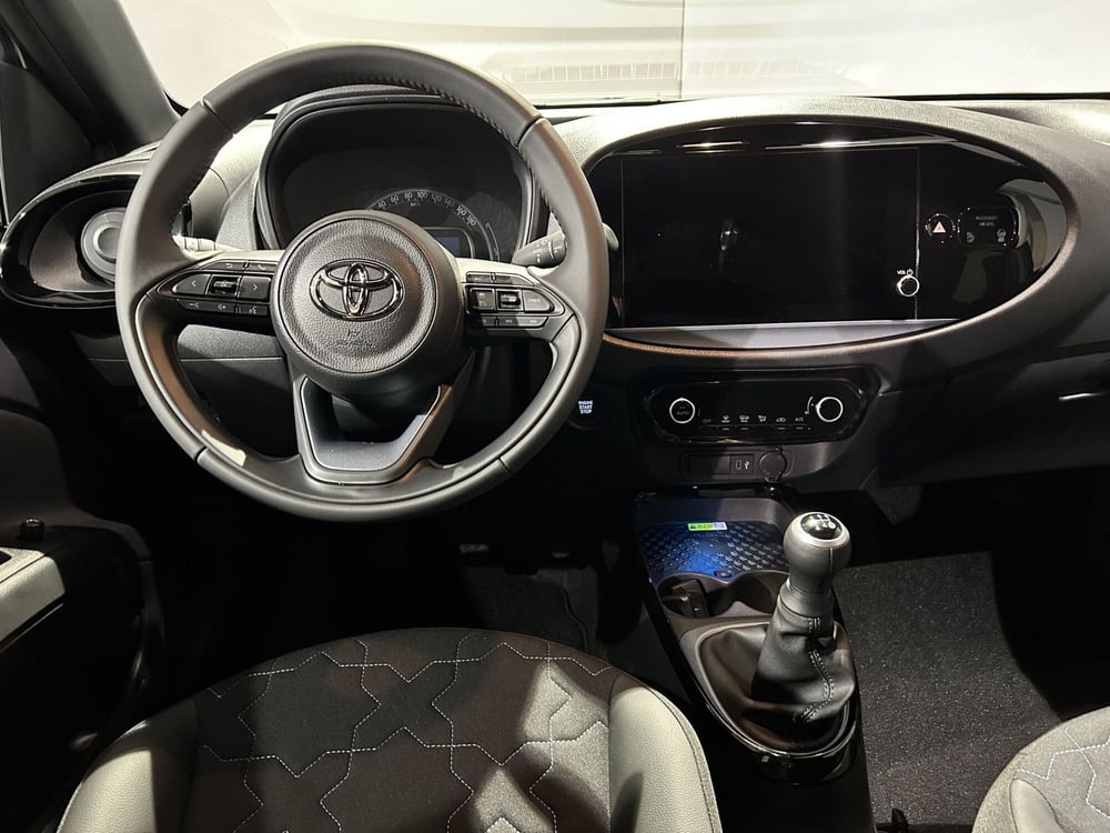 Toyota Aygo X nuova a Milano (10)