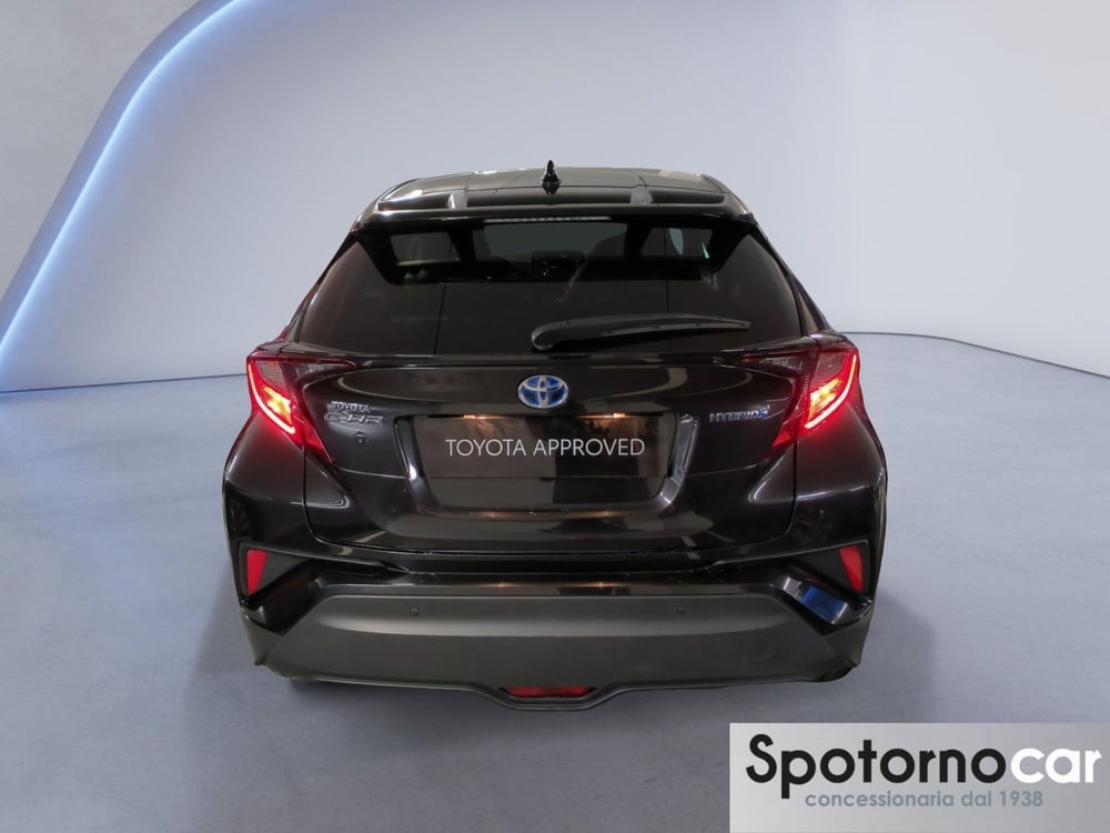 Toyota Toyota C-HR usata a Milano (4)