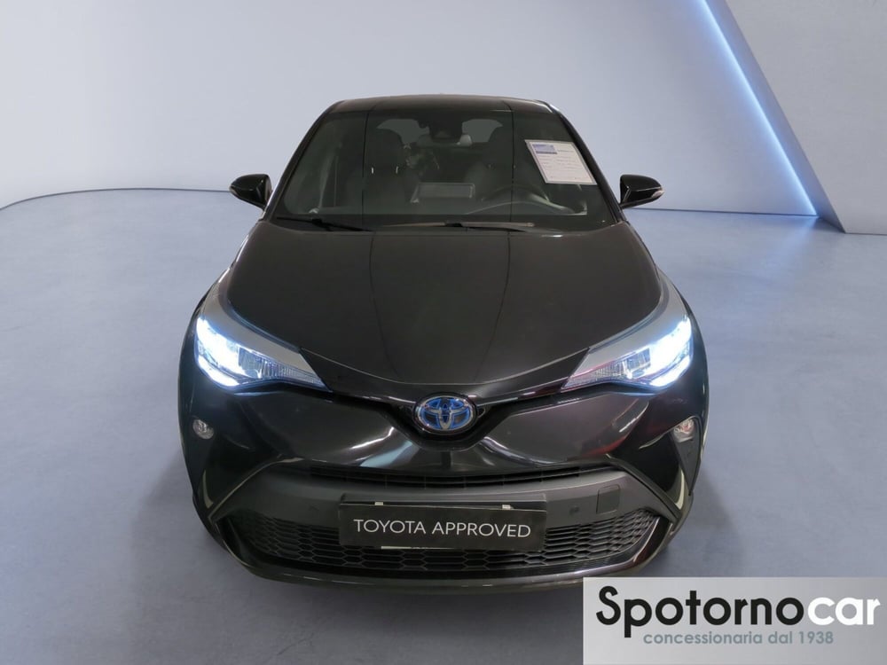 Toyota Toyota C-HR usata a Milano (5)