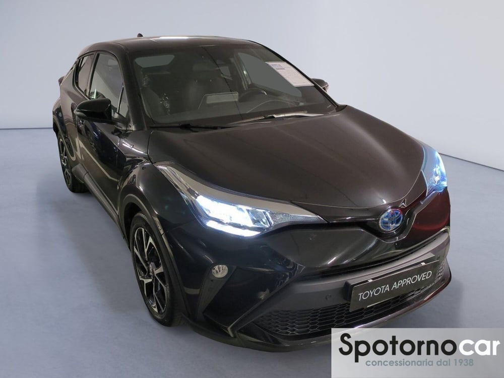 Toyota Toyota C-HR usata a Milano (8)