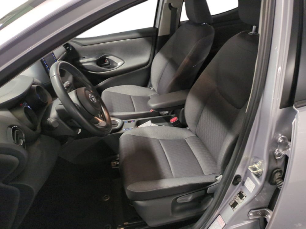 Toyota Yaris usata a Milano (14)