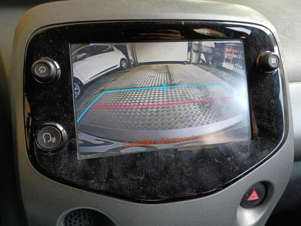 Toyota Aygo usata a Milano (17)