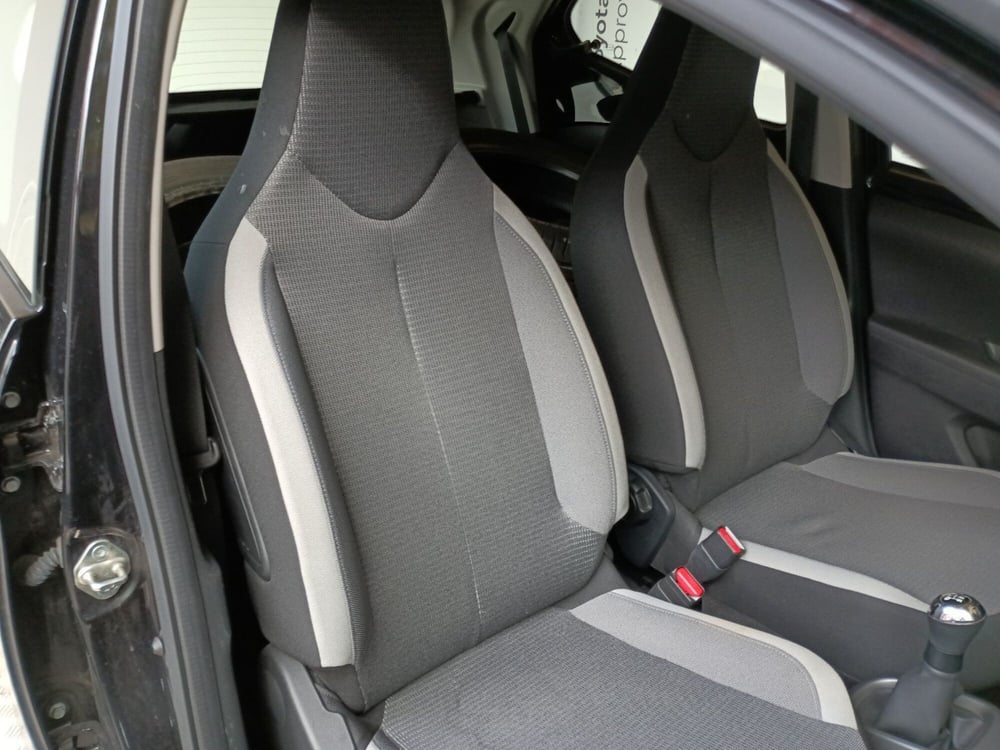 Toyota Aygo usata a Milano (7)