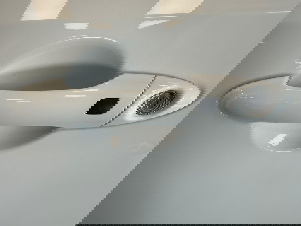 Kia Picanto nuova a Napoli (7)