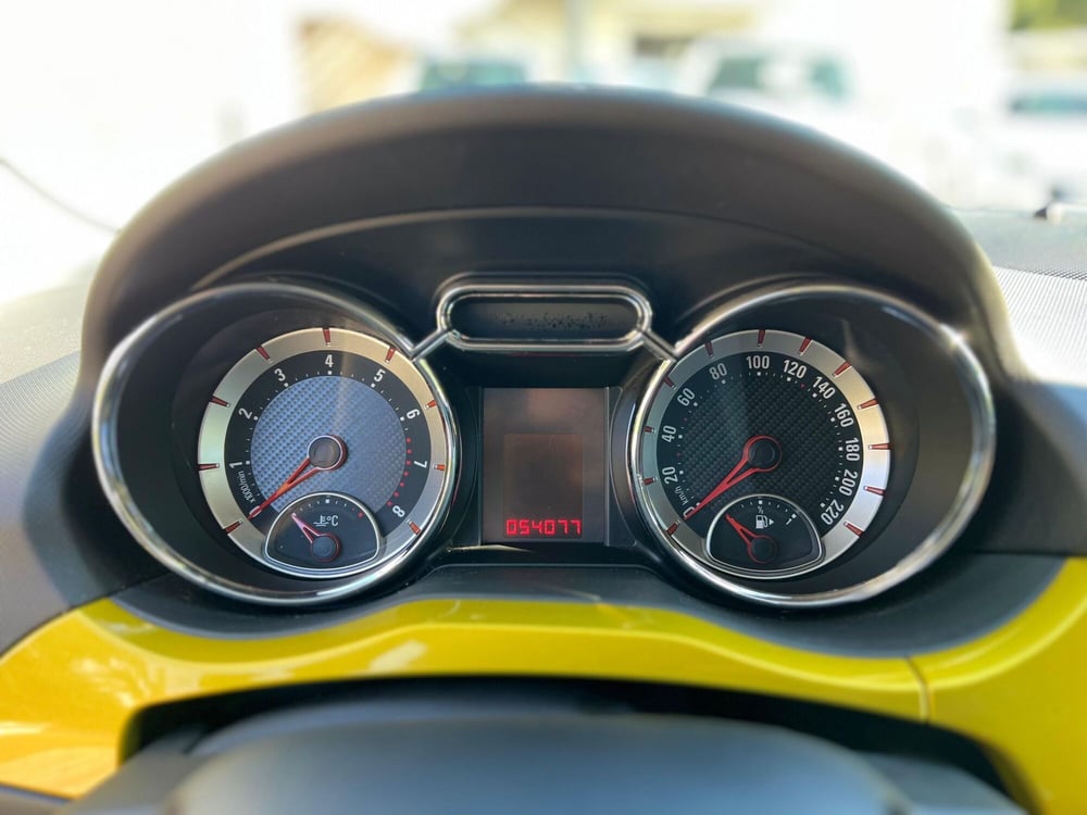 Opel Adam usata a La Spezia (14)