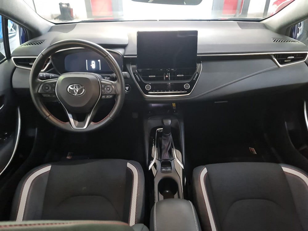 Toyota Corolla Touring Sports usata a Bologna (10)