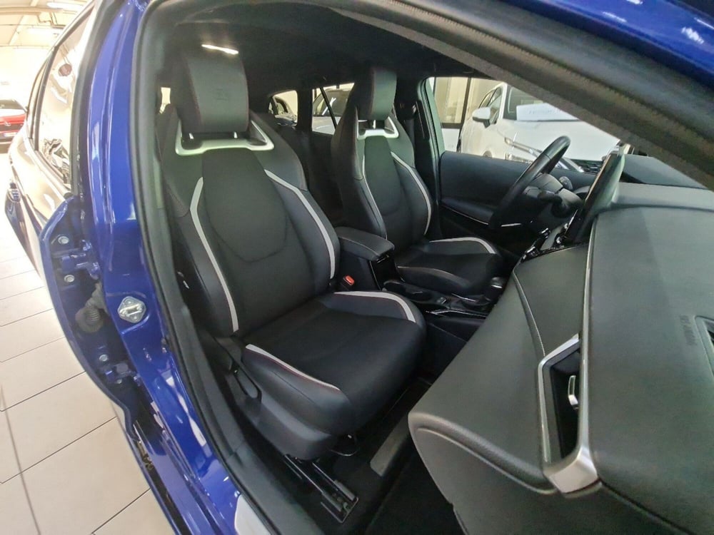 Toyota Corolla Touring Sports usata a Bologna (12)