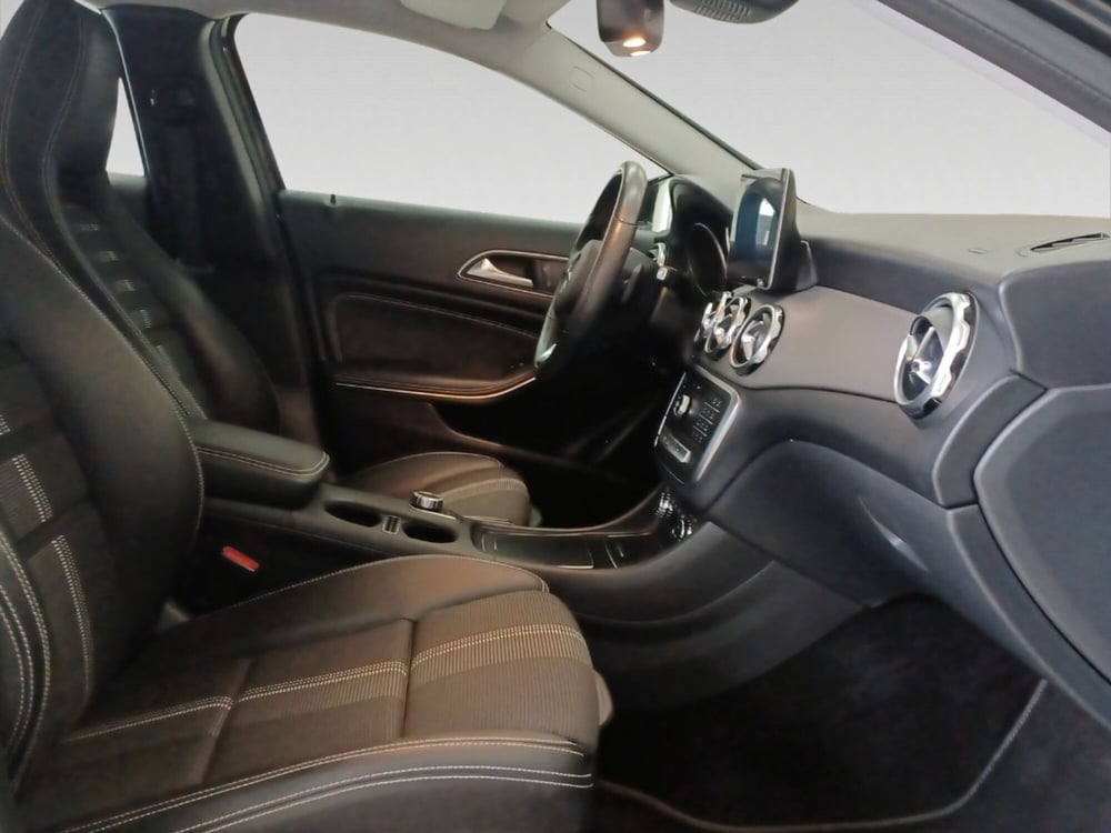 Mercedes-Benz GLA SUV usata a Firenze (15)