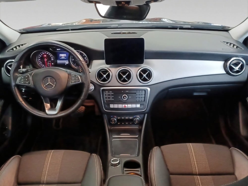 Mercedes-Benz GLA SUV usata a Firenze (16)