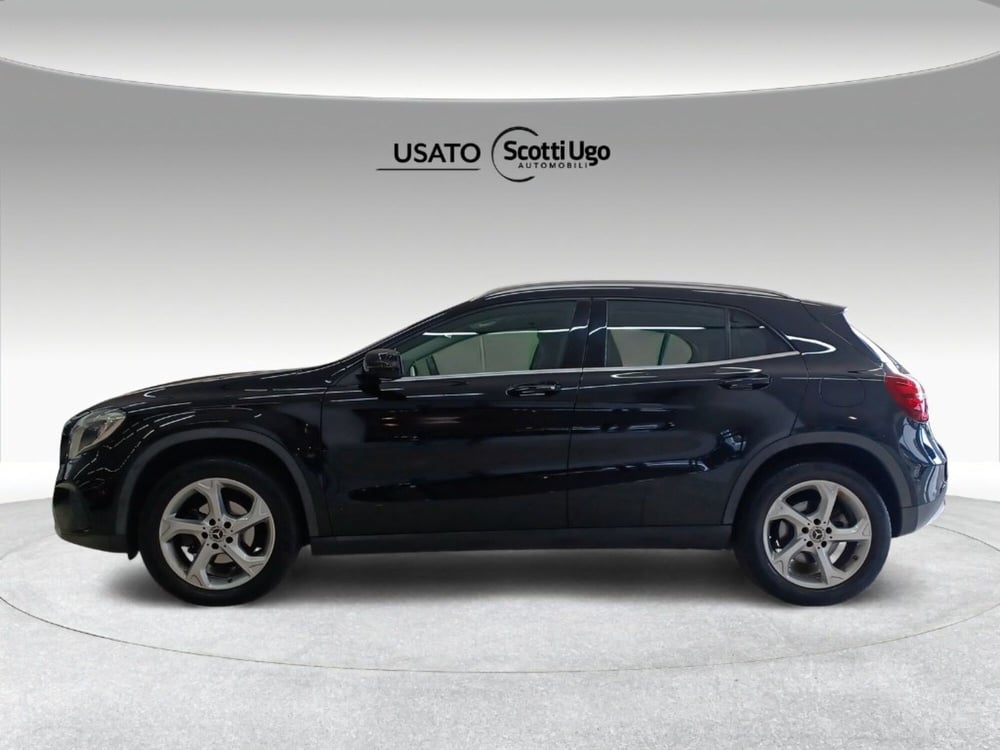 Mercedes-Benz GLA SUV usata a Firenze (5)