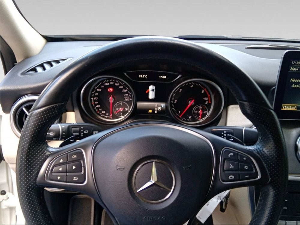 Mercedes-Benz GLA SUV usata a Firenze (10)
