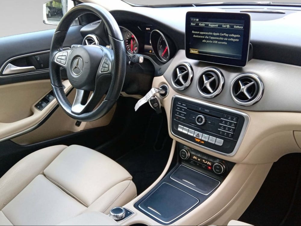Mercedes-Benz GLA SUV usata a Firenze (12)