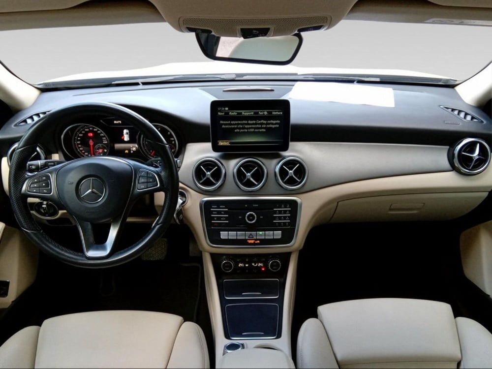 Mercedes-Benz GLA SUV usata a Firenze (14)