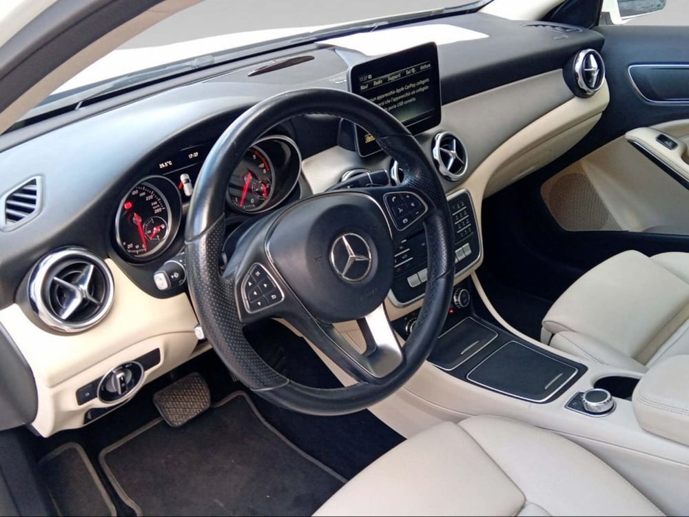 Mercedes-Benz GLA SUV usata a Firenze (9)