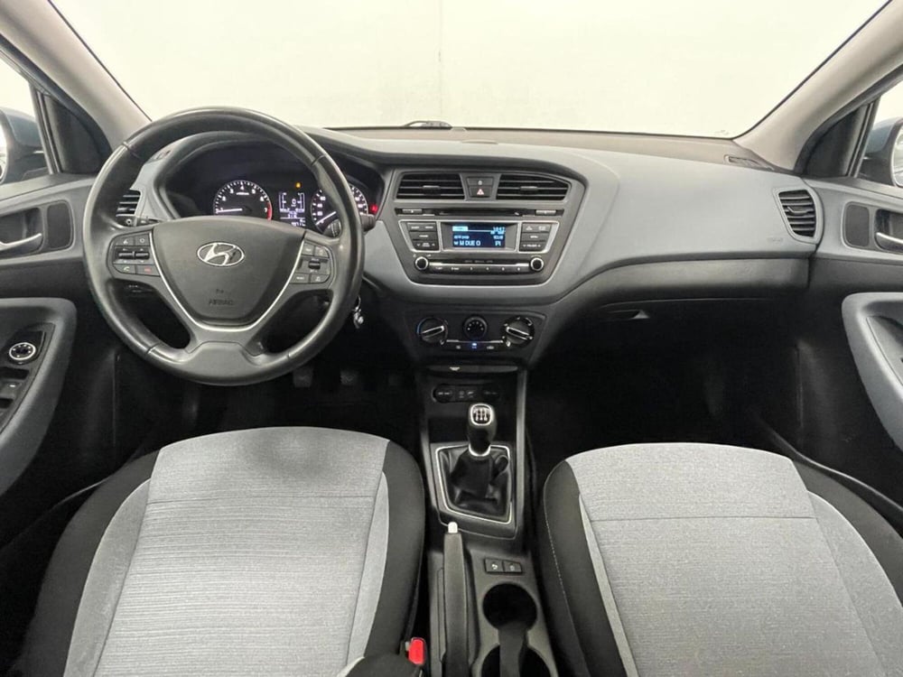 Hyundai i20 usata a Como (5)
