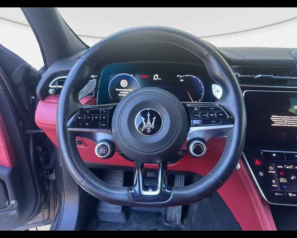 Maserati Grecale usata a Roma (7)