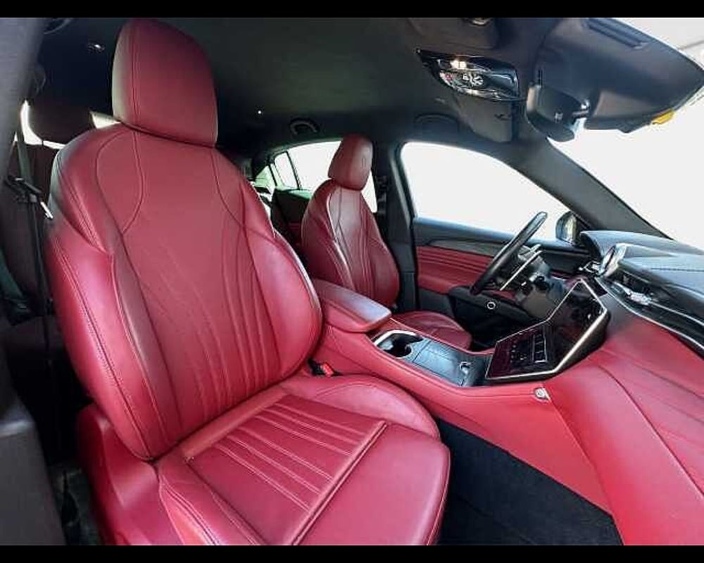 Maserati Grecale usata a Roma (8)