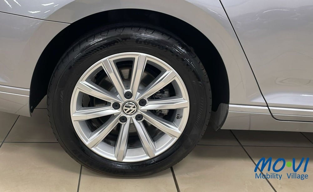 Volkswagen Passat Variant usata a Torino (12)