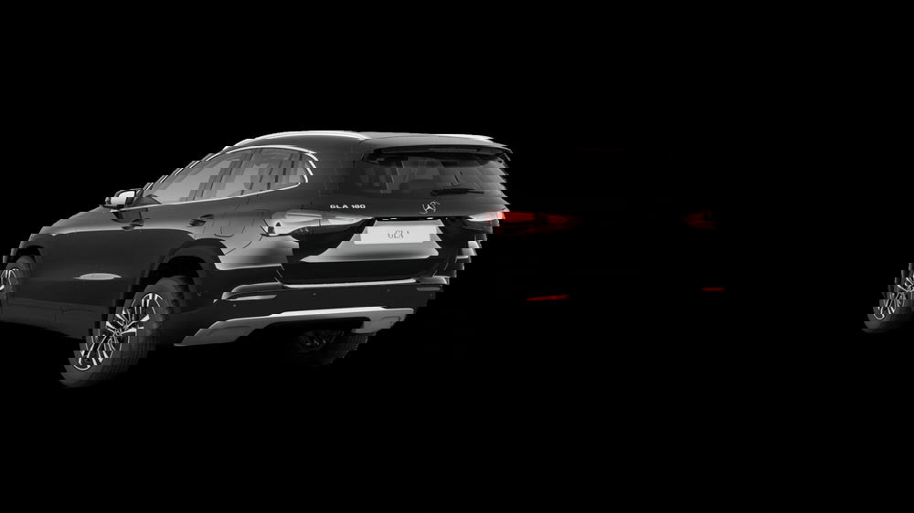 Mercedes-Benz GLA SUV nuova a Milano (3)