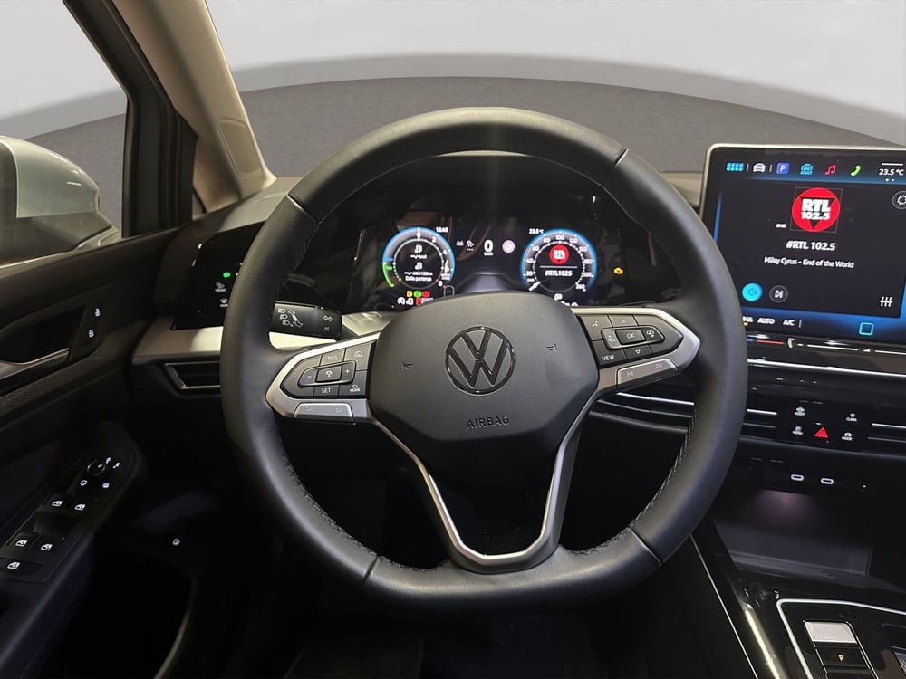 Volkswagen Golf nuova a Padova (10)
