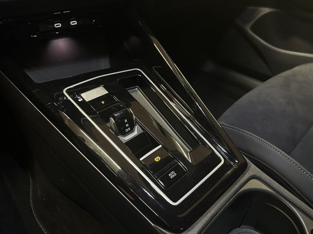 Volkswagen Golf nuova a Padova (13)