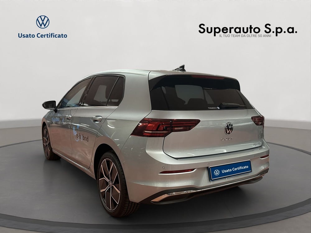 Volkswagen Golf nuova a Padova (3)