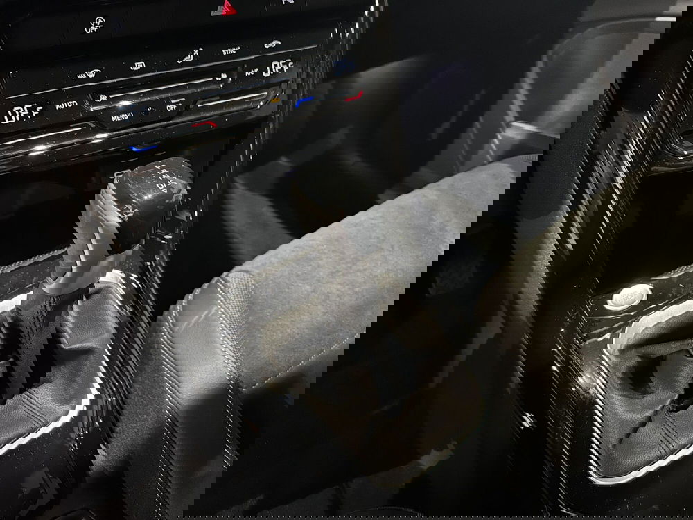 Volkswagen T-Roc nuova a Padova (11)