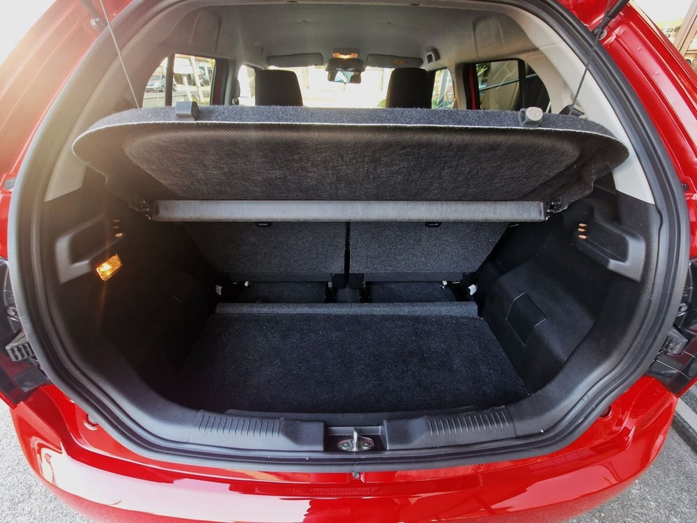 Suzuki Ignis usata a Milano (13)
