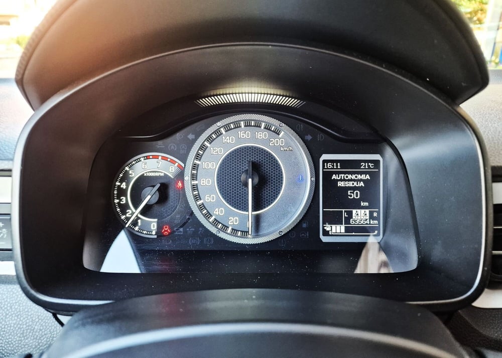 Suzuki Ignis usata a Milano (9)