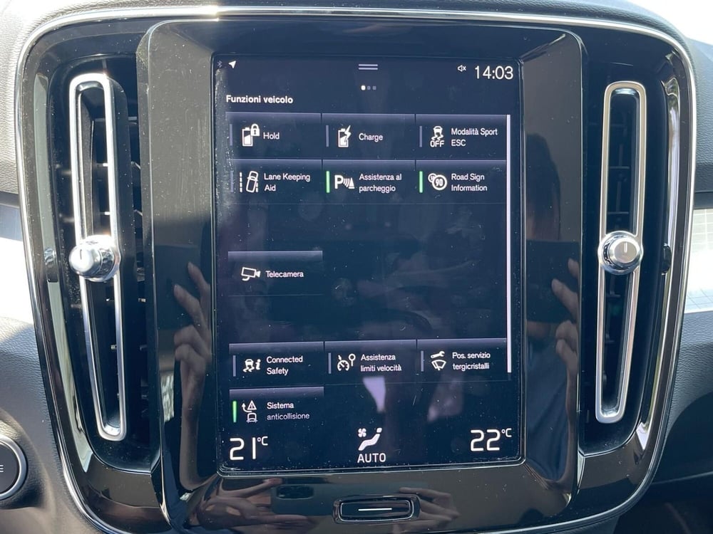 Volvo XC40 usata a Como (11)