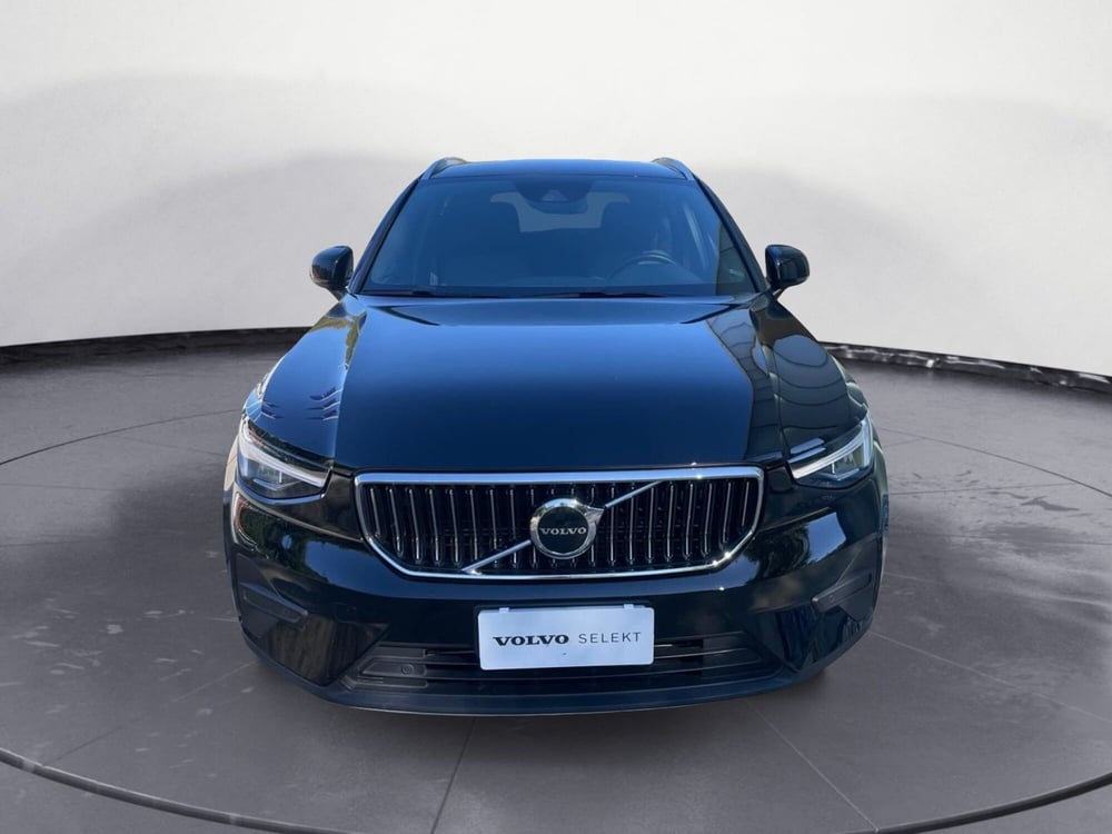Volvo XC40 usata a Como (2)