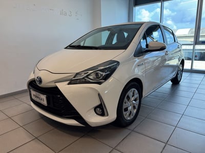 Toyota Yaris 1.5 Hybrid 5 porte Lounge del 2019 usata a Messina