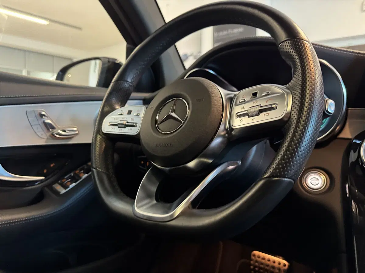Mercedes-Benz GLC Coupé usata a Messina (15)