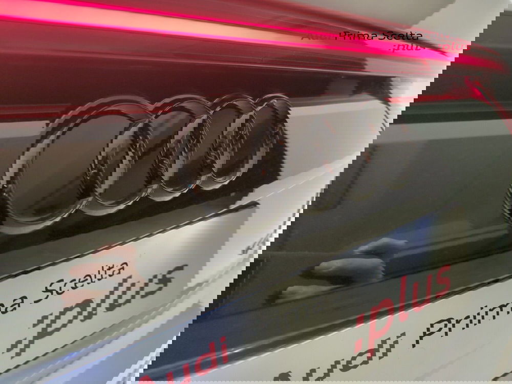 Audi Q8 usata a Avellino (11)