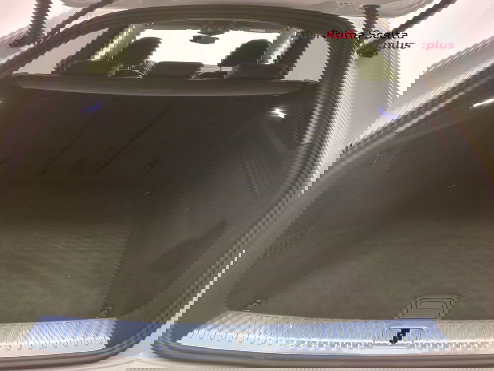 Audi Q8 usata a Avellino (13)