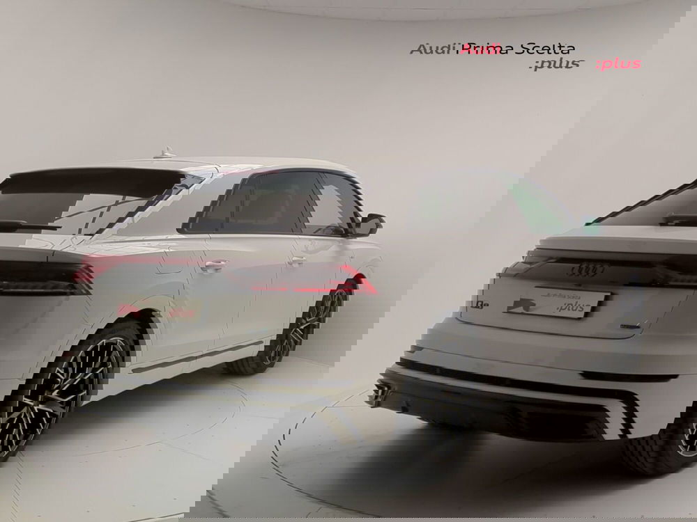 Audi Q8 usata a Avellino (7)