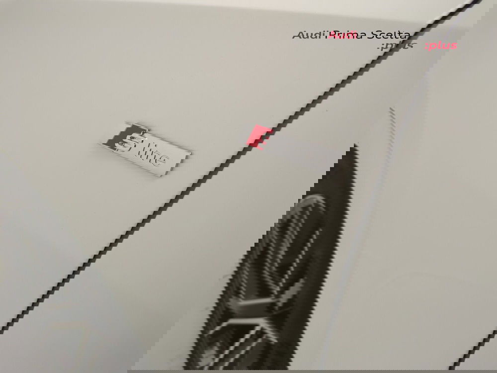 Audi Q8 usata a Avellino (9)