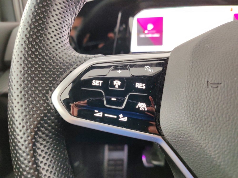Volkswagen Golf usata a Massa-Carrara (14)