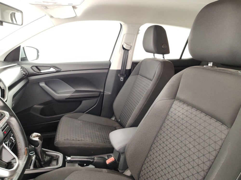 Volkswagen T-Cross usata a Massa-Carrara (9)