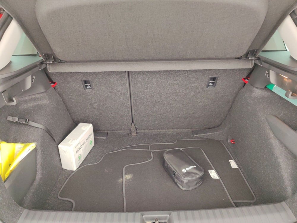 Skoda Kamiq nuova a Massa-Carrara (15)