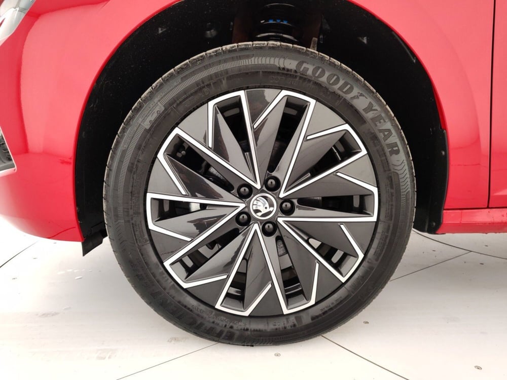 Skoda Kamiq nuova a Massa-Carrara (6)