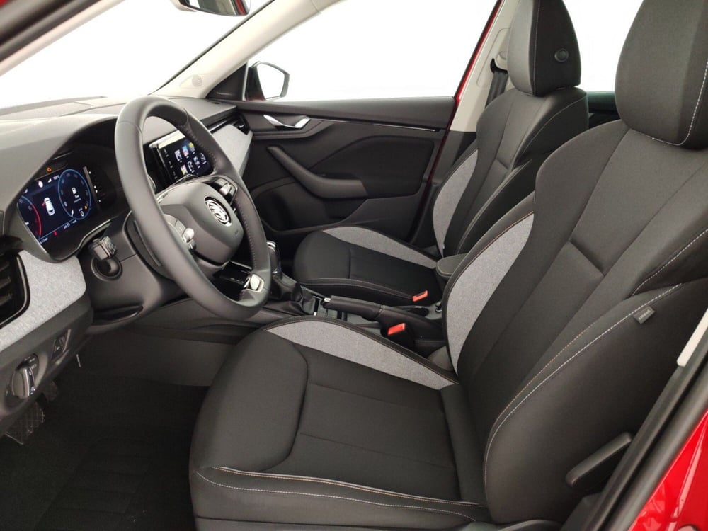 Skoda Kamiq nuova a Massa-Carrara (7)