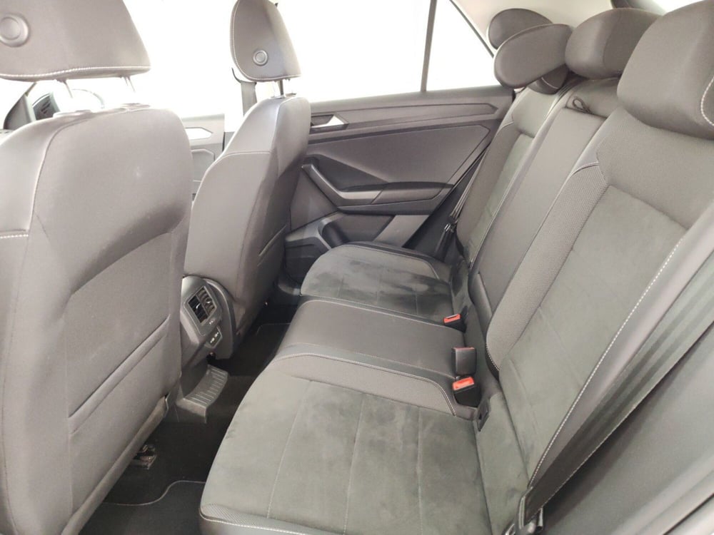 Volkswagen T-Cross usata a Massa-Carrara (10)